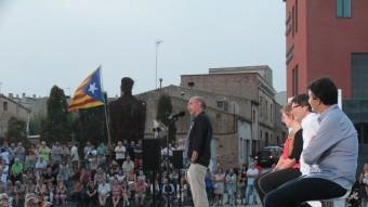 Llach, Simó, Puigdemont i Sabrià, ahir al vespre, a la plaça de Can Mario de Palafrugell E.A