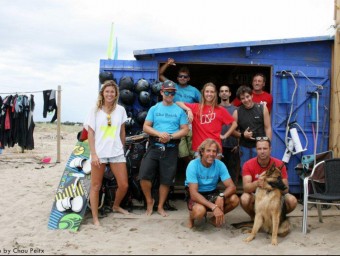 Els Kiters, l al entre on disposen de tots els serveis, en un lloc natural i segur