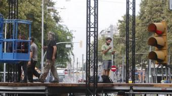 Preparatius de la Via Lliure a tocar del Parc de la Ciutadella, aquest dijous a Barcelona ORIOL DURAN