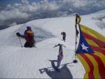 Els tarragonins Albert Grau, Josep Maria Gastó i Marc Antillach arribant al cim de l'Elbrus que amb 5642 metres és la muntanya més alta d'Europa, el maig del 2013 J.M. GASTÓ