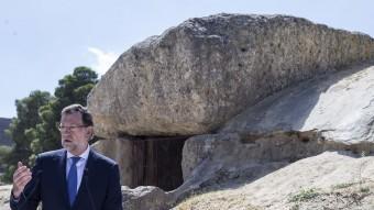 El president del govern espanyol, Mariano Rajoy, aquest dijous al conjunt arqueològic dels Dòlmens d'Antequera EFE