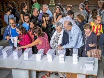 Ambient en un col·legi electoral de l'Escola Industrial de Barcelona JOSEP LOSADA