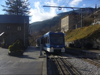 A partir de l'estació de Queralbs, el tren Cremallera manté el servei fins al complex de Vall de Núria. J.C