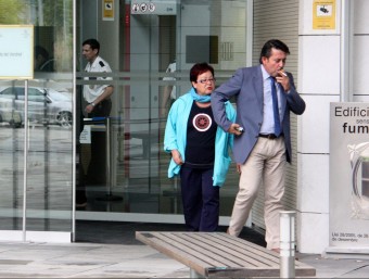José Barquier, regidor de Cunit i president del PP al Baix Penedès, sortint ahir dels jutjats del Vendrell. ACN