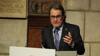 Artur Mas, durant la seva intervenció en l'acte institucional al Palau de la Generalitat en memòria de les víctimes de la guerra civil i les víctimes de la repressió franquista ACN