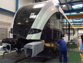 Un dels dos combois que s'estan construint a la fàbrica Stadler de Suïssa FGC