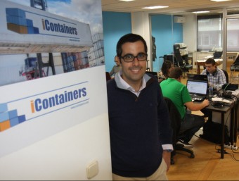 Ivan Tintoré, màxim responsable de la firma iContainers a les oficines de Barcelona.  FRANCESC MUÑOZ