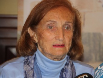 Paquita Sitzer va rebre un homenatge ahir a la Diputació de Lleida. ACN