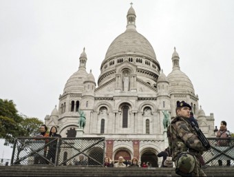 Soldats al Sagrat Cor de París EFE