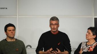 Els diputats de la CUP Josep Manel Busqueta, Sergi Saladie i Gabriela Serra EFE