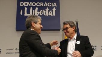 El cap de llista de DL, Francesc Homs, i el líder de CDC, Artur Mas, aquest divendres a Mataró EFE