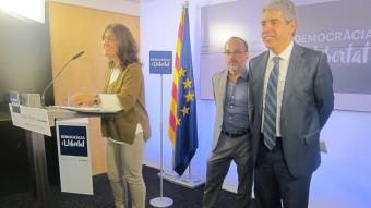 Mercè Conesa, Carles Campuzano i Francesc Homs , ahir, a la seu de CDC EUROPA PRESS
