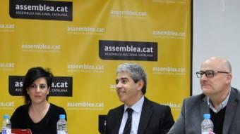 El candidat de DL, Francesc Homs, (3er per la dreta), a la reunió amb ERC i l'ANC ELISABETH MAGRE