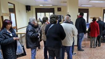 Ambient en un col·legi electoral de l'Hospitalet de Llobregat JUANMA RAMOS