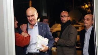El líder d'UDC, Josep Antoni Duran i Lleida, a l'arribada aquest vespre a la seu del partit ELISABETH MAGRE