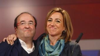 El primer secretari del PSC, Miquel Iceta, i la candidata per Barcelona, Carme Chacón, amb cara de circumstàncies O. D
