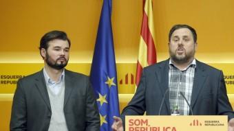 Gabriel Rufián, Oriol Junqueras i Santiago Vidal durant la roda de premsa aquest dilluns EFE