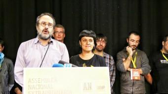 Antonio Baños i Anna Gabriel, amb altres diputats i membres de la CUP diumenge a Sabadell ANDREU PUIG