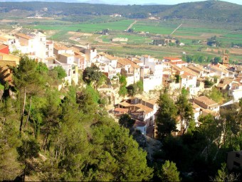 Panoràmica parcial de la vila d'Agres. B. SILVESTRE