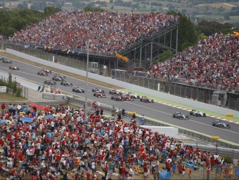 Una imatge panoràmica de la sortida del gran premi de F-1 del 2014. ORIOL DURAN