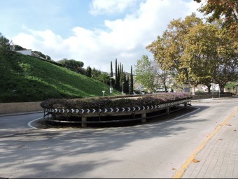 Imatge actual del giratori d'Alella, conegut com a “plaça del bolet” on s'hi instal·larà l'obra de Fili Plaza. AJUNTAMENT