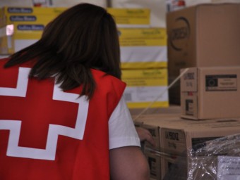 Voluntària de Creu Roja, entitat que va cessar el condemnat en sortir a la llum els fets ARXIU