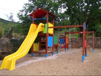 La renovació del parc infantil és, segons el consistori, una de les demandes de la població de Vimbodí i Poblet EPN
