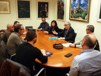 L'alcalde de Vila-seca, Josep Poblet, es va reunir ahir amb el comitè d'empresa ACN