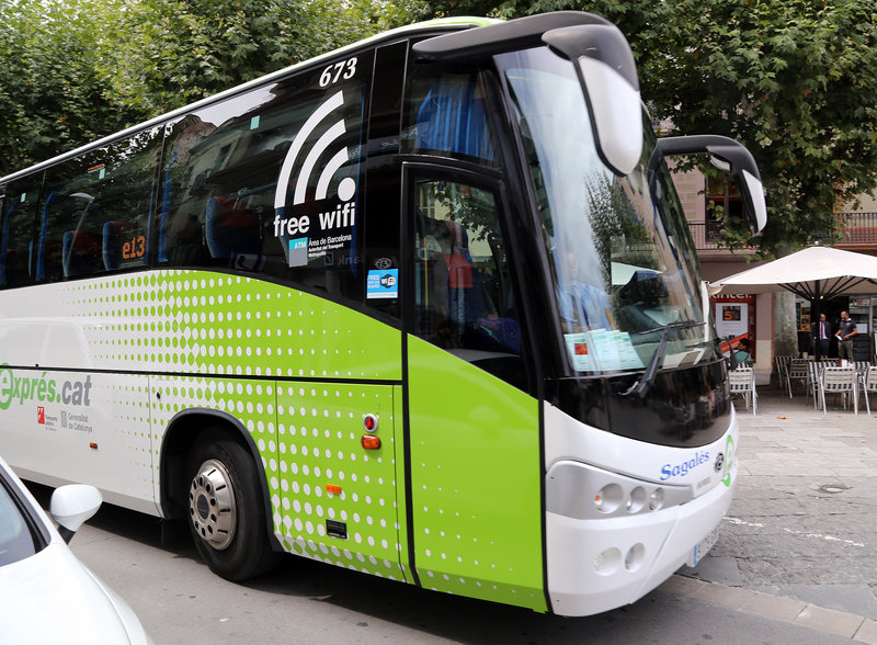 La Generalitat reforçarà el bus que comunica Mataró i Barcelona | Lluís  Martínez | mataró | Serveis | El Punt Avui
