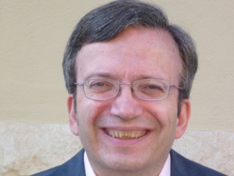 Benet Oliva , (ARA) regidor d'Economia del poble. X.A