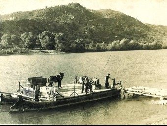 Els veïns de Benifallet havien de travessar l'Ebre amb el pas de barca per anar a les finques agrícoles. CEDIDA