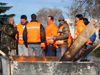 Treballadors de Bacardi, ahir concentrats davant la planta de Mollet del Vallès ACN