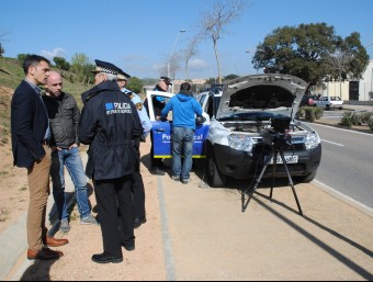 El radar itinerant que funcionarà a Sant Feliu i Santa Cristina, dimarts, a la ronda de Ponent guixolenca EL PUNT AVUI