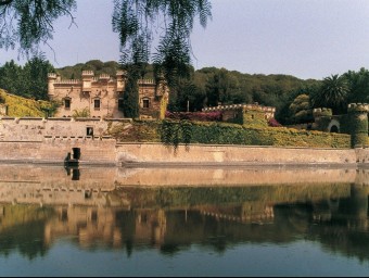 El castell Jalpí es troba en el parc del mateix nom en el municipi d'Arenys de Munt ARXIU