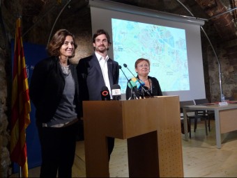 Els alcaldes de Sant Cugat, Molins i Cerdanyola del 2011 durant l'acord per treure el vial C.A