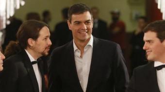 Pablo Iglesias, Pedro Sánchez i Albert Rivera JUANJO MARTÍN / EFE