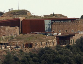 Vista panoràmica de l'estat actual de les obres de la fortalesa cultural situada al fort de Sant Julià de Ramis MANEL LLADÓ