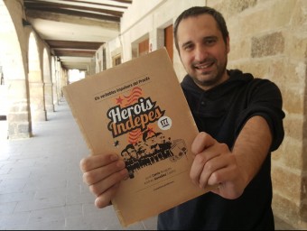 Jordi Calvís i els seus “Herois Indepes” tenen 20.000 seguidors a xarxes i, ara, també llibre. EVA POMARES