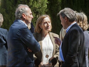 Joaquim Gay de Montellà, Ana Pastor i Artur Mas, ahir al Mas Anglada de Fonteta EFE
