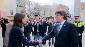 L'alcaldessa de e Santa Coloma de Gramenet, Núria Parlon, i el president de la Generalitat, Carles Puigdemont EP