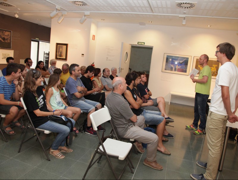 Una imatge de l'assemblea informativa de No a la MAT Selva, el 29 de juliol JOAN SABATER