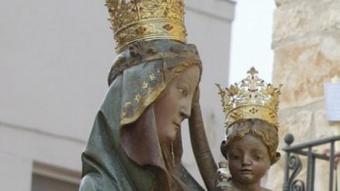 Processó de baixada de la Mare de Déu, des del Santuari de la Serra, amb motiu de les darreres festes extraordinàries, el 2006. JUDIT FERNÀNDEZ