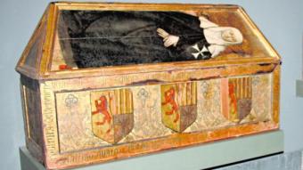 Caixa sepulcral que segueix exposant el Museu de Lleida. ARXIU