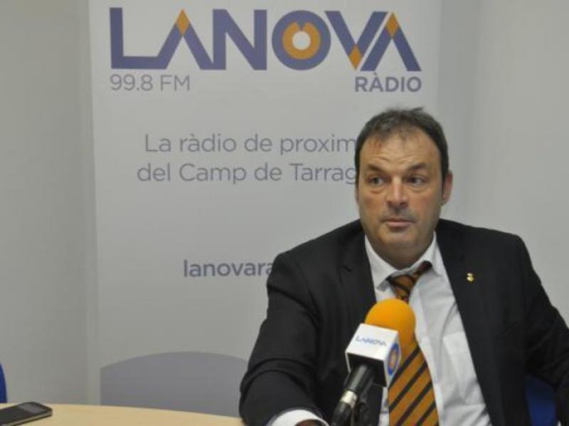 L'alcalde de les Borges del Camp, Joaquim Calatayud, als estudis de LANOVA Ràdio E.C