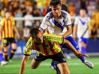 Europa i Sant Andreu disputant les semifinals del Torneig d’Històrics 2023