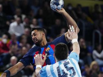 Richardson, en acció en l’última visita del Szeged al Palau, el febrer del 2023, amb victòria blaugrana per 35-25