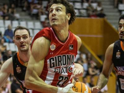 Francisco Cáffaro contra l’Ulm en el partit de presentació a Fontajau