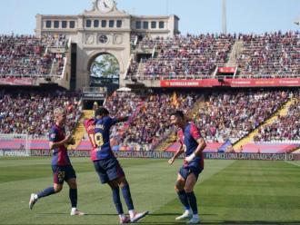 El Baarça celebrant un gol aquest curs a Montjuïc